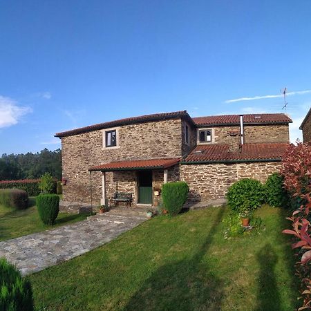 Villa Casa O Castelo en Touro Exterior foto