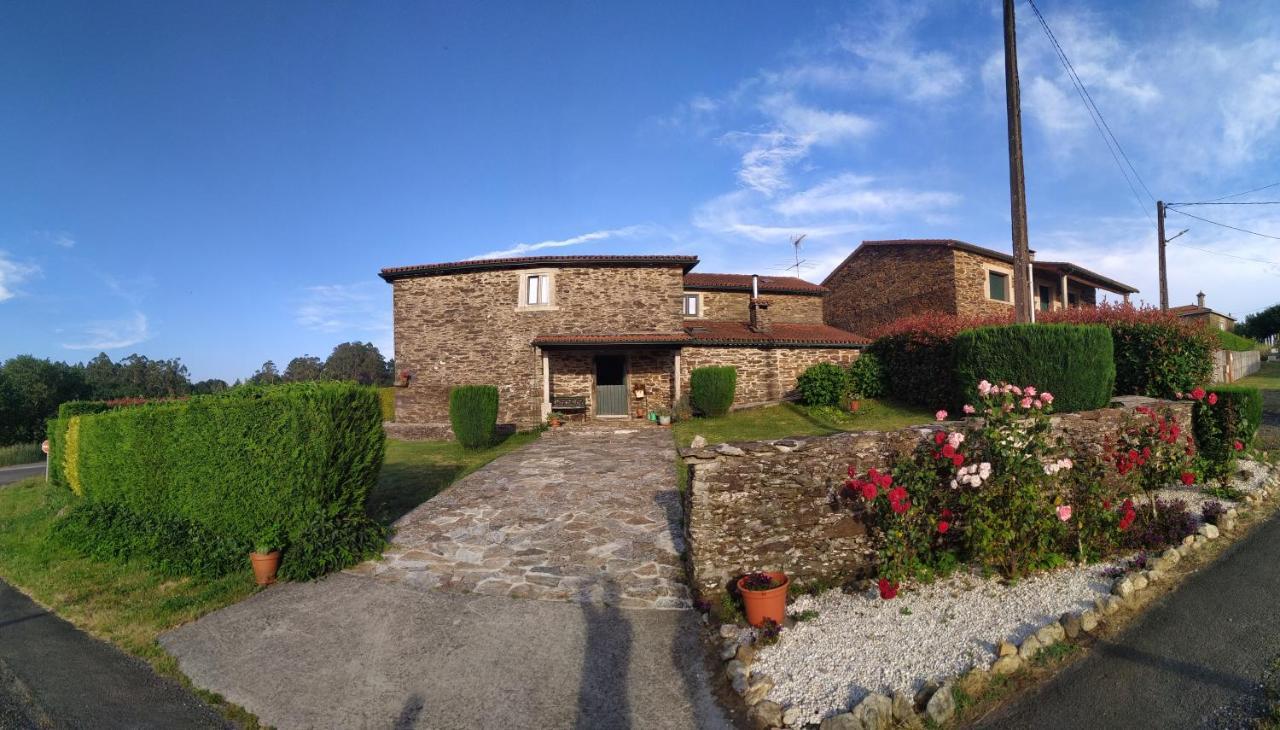Villa Casa O Castelo en Touro Exterior foto
