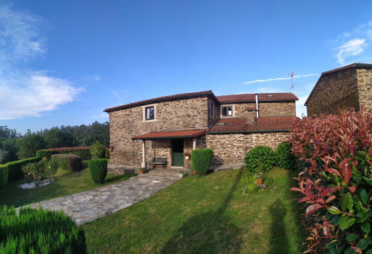 Villa Casa O Castelo en Touro Exterior foto