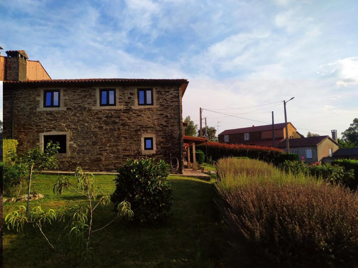 Villa Casa O Castelo en Touro Exterior foto